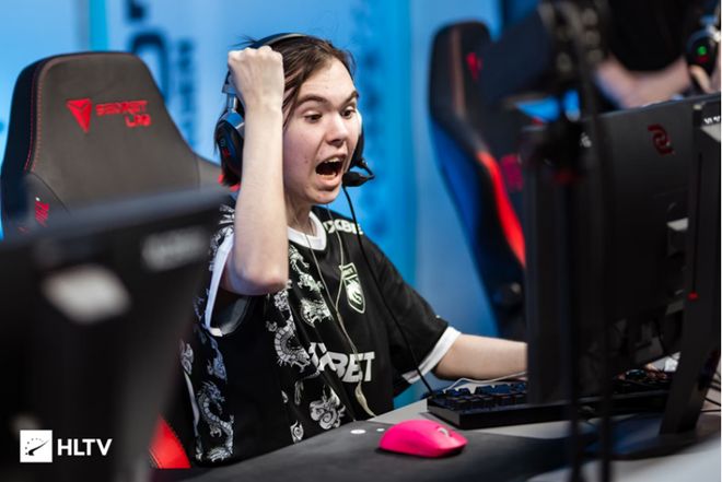 涌现出越来 涌现出越来